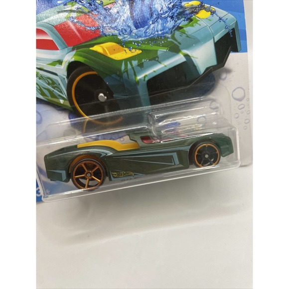 Hot Wheels Color Shifters Car Hypertruck Diecast Color Changing Toy NEW - Picture 3 of 7